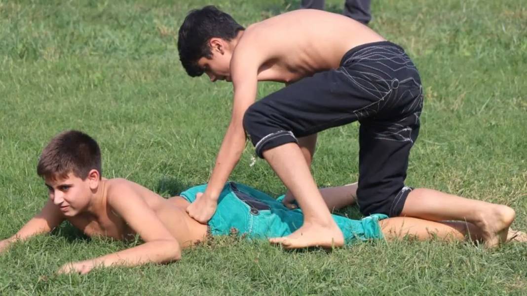 Adana Kozan’da 9’uncu Karakucak Güreşleri Nefes Kesti 5